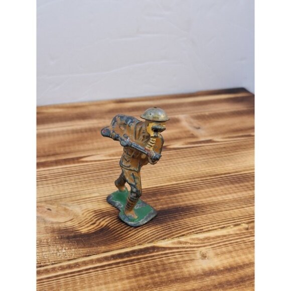Damaged Antique Leaded Figure/Figurine Gas Mask Macabre‎ Apocalyptic Curiosity - Picture 1 of 7